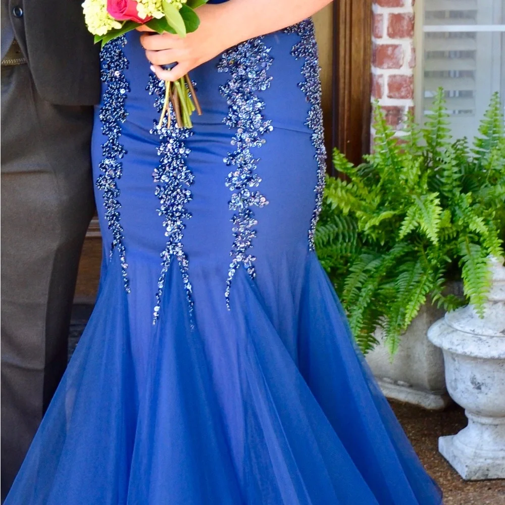 Jovani Prom Dress/Pageant Gown - Picture 5 of 7